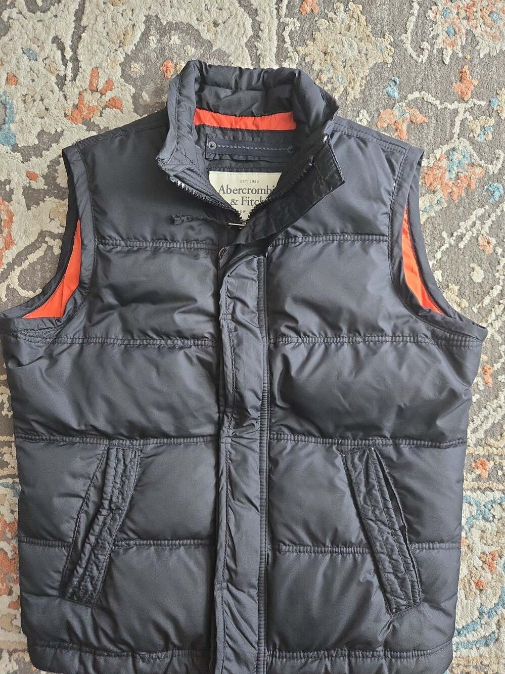 Abercrombie & Fitch Summit Rock Down Quilted Puffer Vest Size Large